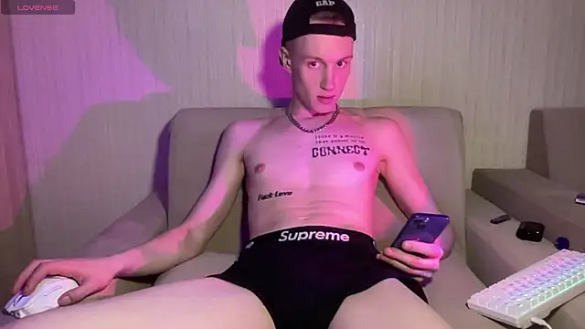 Travis_Gracile's Webcam Show