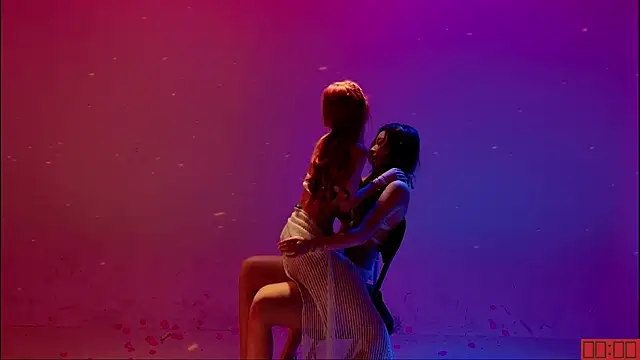 TNT-Sister Adlı Modelin Web Kamerası Şovu