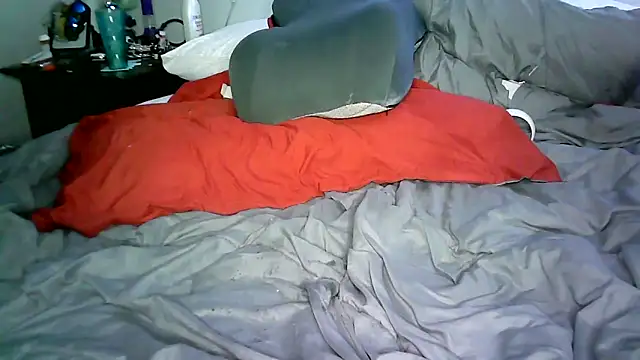 Pokazy przed kamerką – deepinnnnn