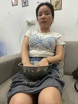 Chat XXX en directo de Ivy_Trix2