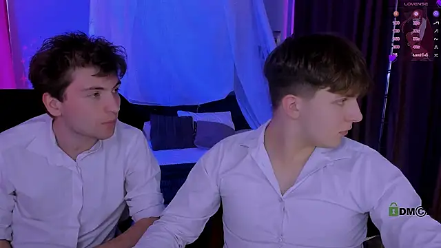 Вебкам-шоу travis_wolf_