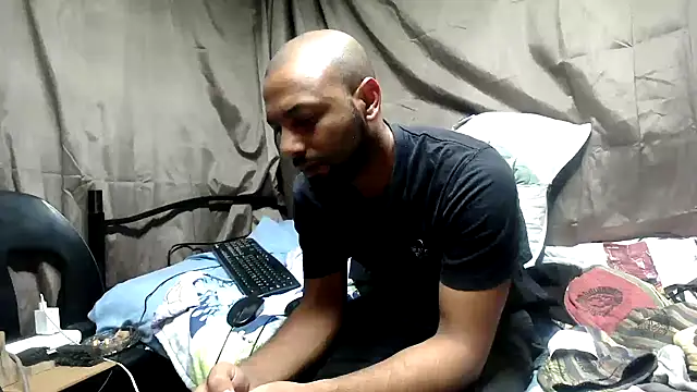 Camodick Adlı Modelin Canlı XXX Sohbeti