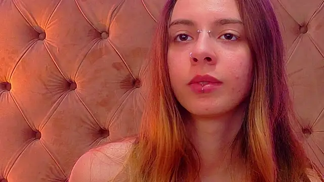 Czat XXX na żywo – CoraVex