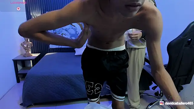 Chatroom XXX en direct de Estiv18_