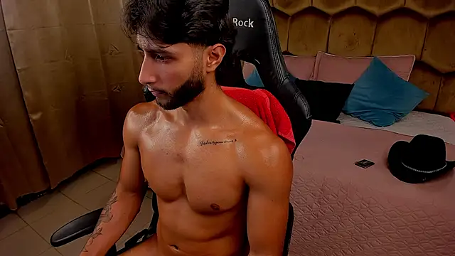 Emmet_CollinsJS: вебкам-шоу