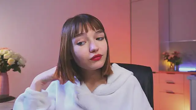 Leyla_crsh Adlı Modelin Canlı XXX Sohbeti