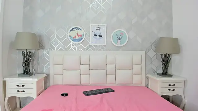 naia_coxのライブXXXチャット