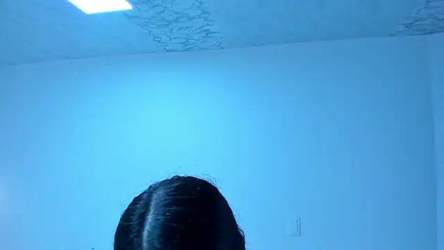 Pertunjukan Kamera Web Sarita__Gomez