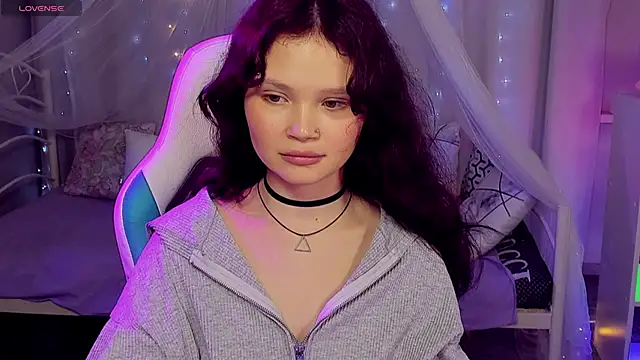 Živý XXX chat EmilyChaves