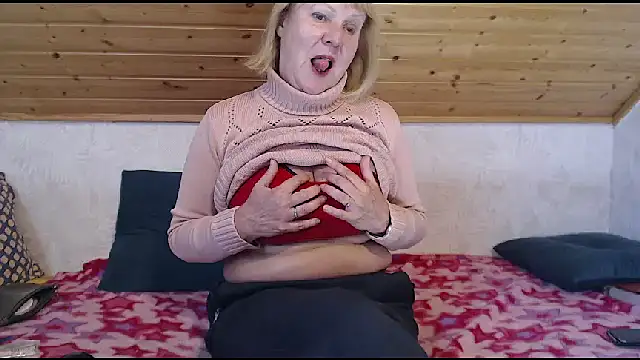 Nikole111's Webcam Show
