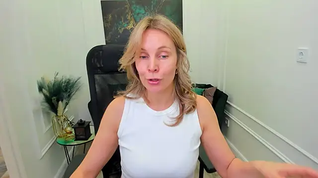 Sinty_Devis' Live XXX Chat