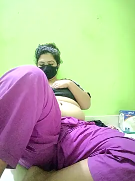 Papte- Adlı Modelin Canlı XXX Sohbeti