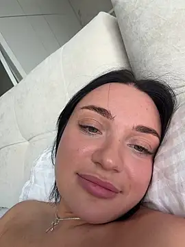 LucyHotty_ webcam show