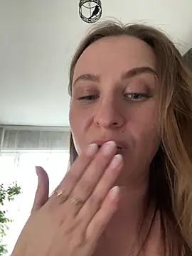 XXX chat uživo modela RuslanaXX