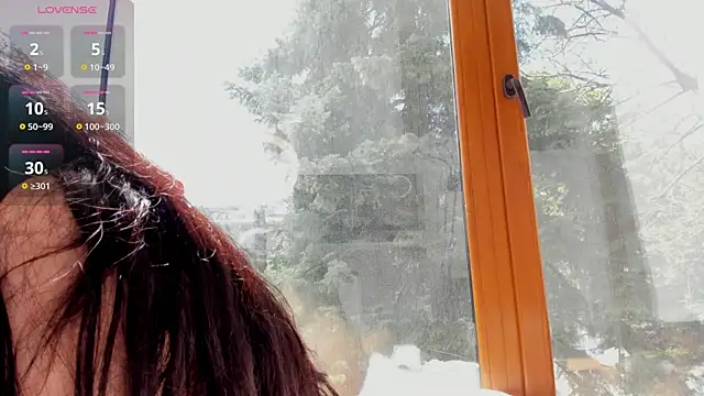 Naila18 现场XXX聊天