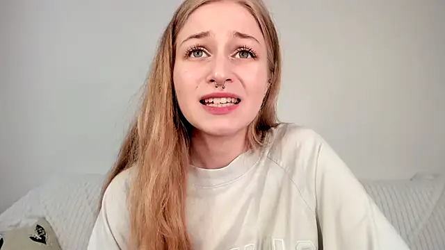 MiaMewsn Live XXX chat