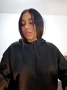 Ciara8 élő XXX-chatje