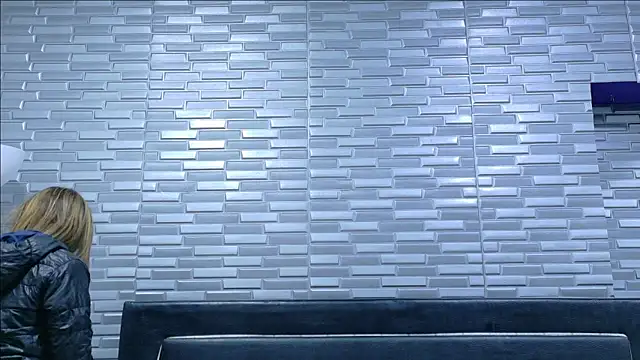 Chat XXX en directo de SeraphynLuxora