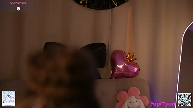 popityan1's Live XXX Chat