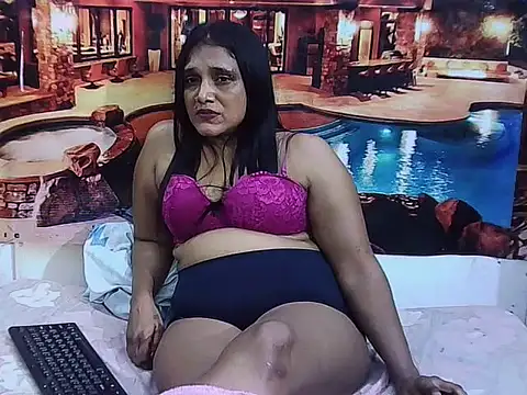 IndianSexyLady20: онлайн-секс-чат