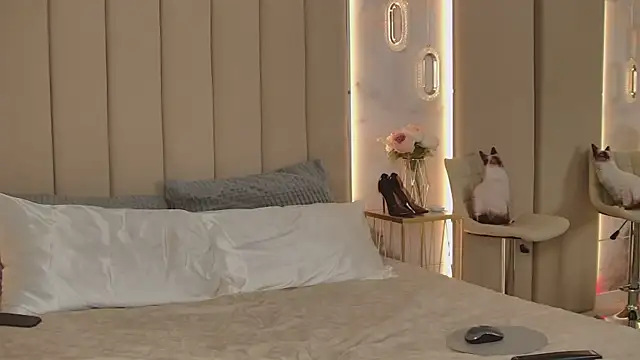 AgathaLevine's Live XXX Chat