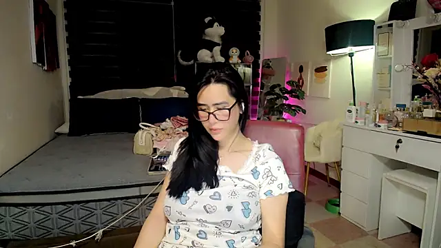 XhotcockcumXts Show Webcam