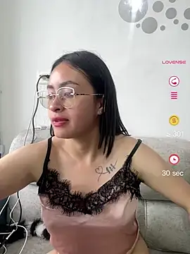 Anni_RoseのライブXXXチャット