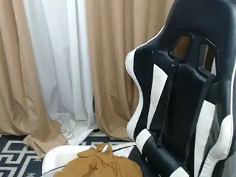 _HileyEndowed_ webkamerás műsora