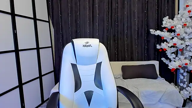 Madison_dolly webcam show