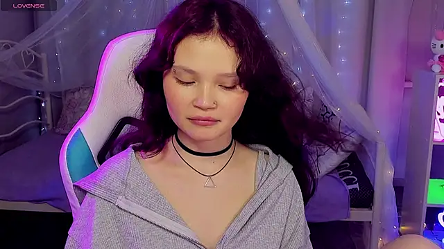 EmilyChaves' Live XXX Chat