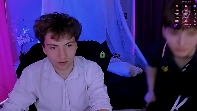 travis_wolf_のライブXXXチャット