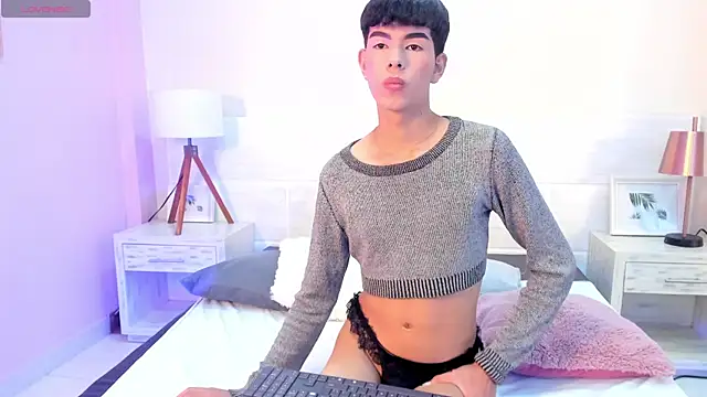 CAROLYNFOSTER: онлайн-секс-чат