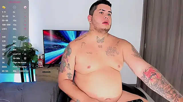 Thomas_chubbyxhot 网络视讯表演