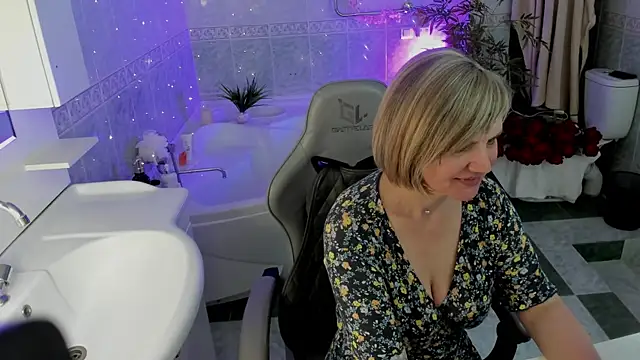 BettyGibsonn's Live XXX Chat