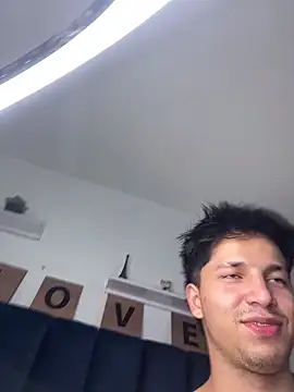 عرض كام Issac_james_