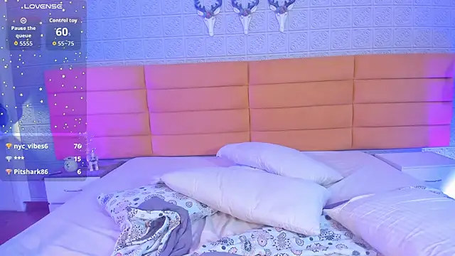 XXX chat uživo modela KamileBlake