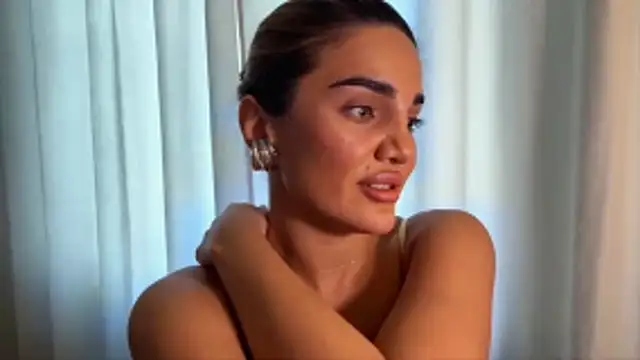 MelindaRenyのライブXXXチャット