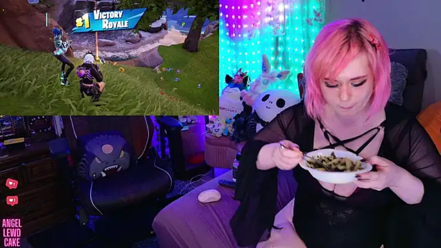 Angel-Lewd-Cake 现场XXX聊天