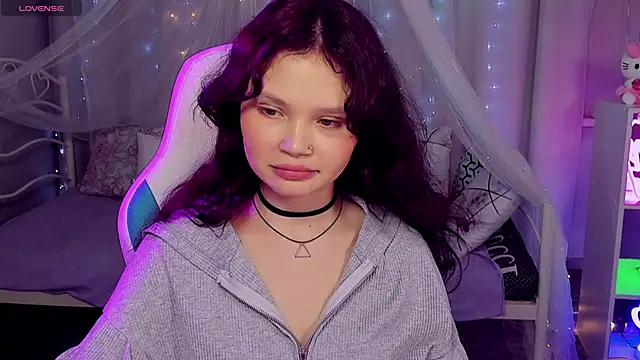 Živý XXX chat EmilyChaves
