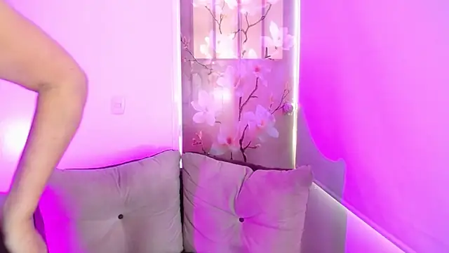 milfrousse 라이브 XXX 채팅