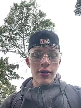 NicoKnightn Webbikameraesitys