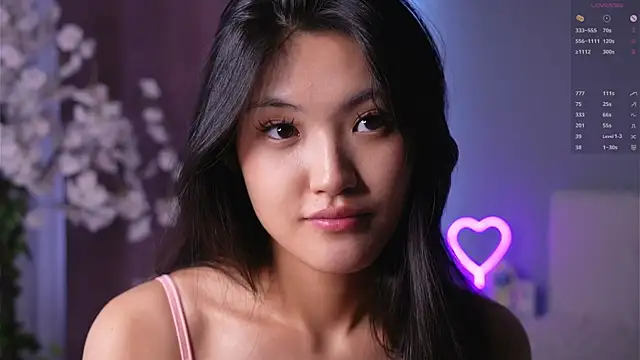 FancyEstenのライブXXXチャット