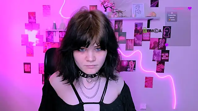 nikki_kiss_ 即時 XXX 聊天