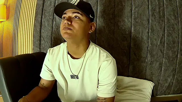 Pokazy przed kamerką – Dante__jons