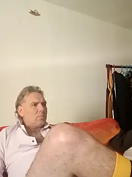 Saysomething3 在線直播表演