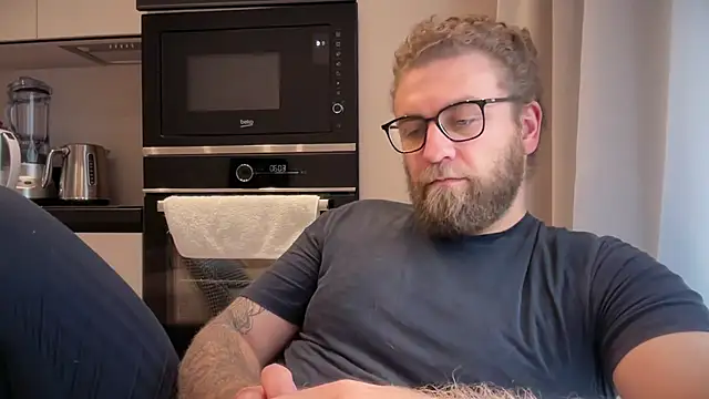 Bear_bear_ Adlı Modelin Web Kamerası Şovu