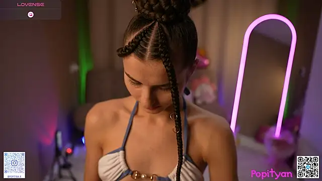 popityan1's Live XXX Chat