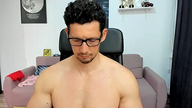 Вебкам-шоу BrutusK08