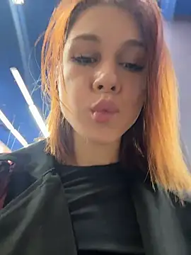 RosieSecret's Live XXX Chat