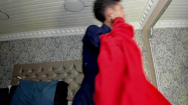 NoaahTylor Show Webcam